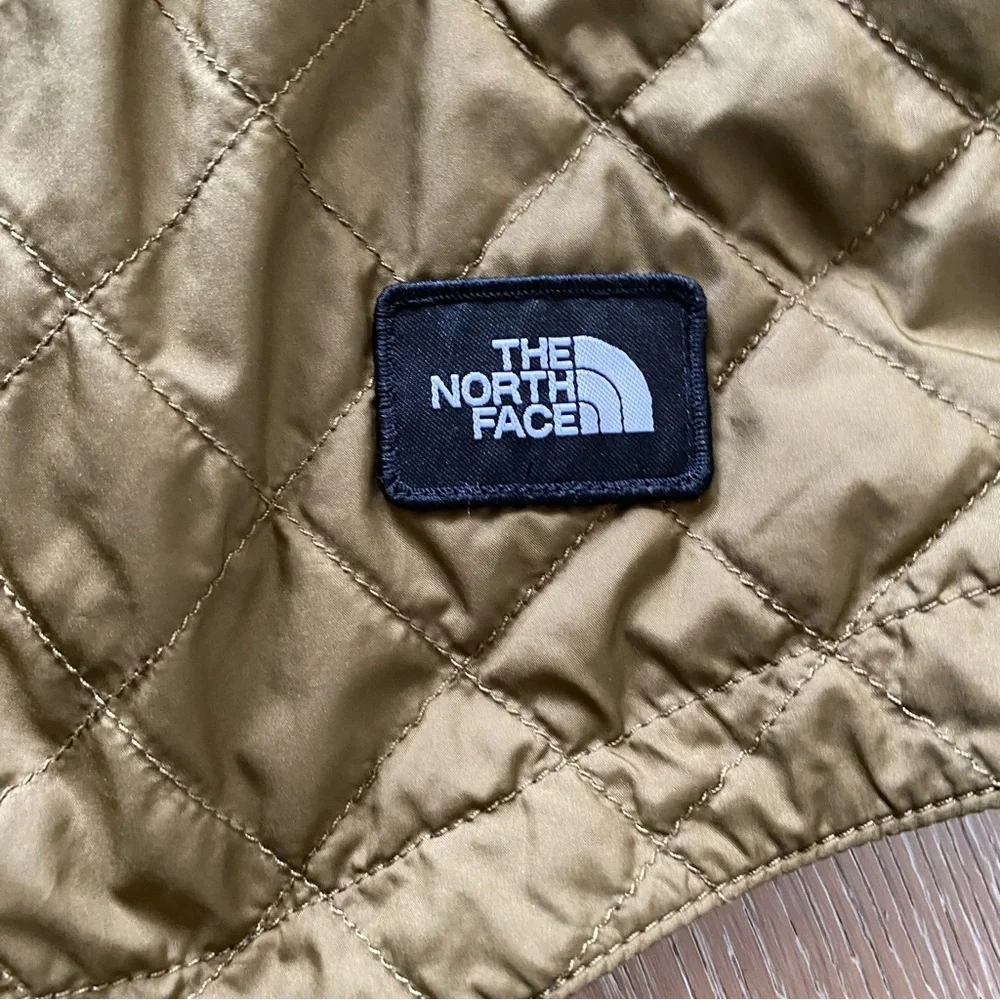 The North Face Fort Point Insulated Flannel Shirt jacket green Small